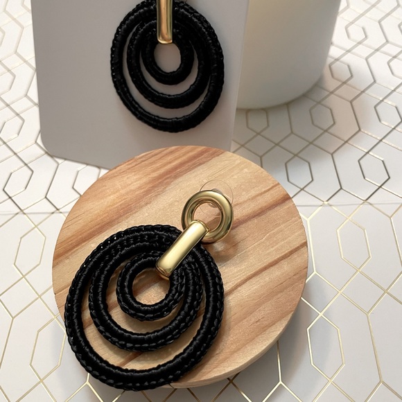 JCREW Layered Raffia Hoop Earrings NWT Black - Picture 9 of 12